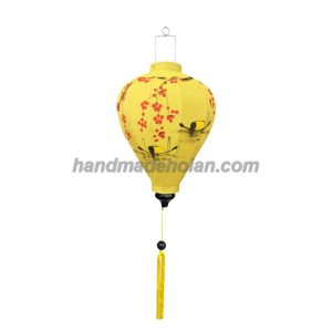 Đèn lồng Hội An vẽ họa tiết